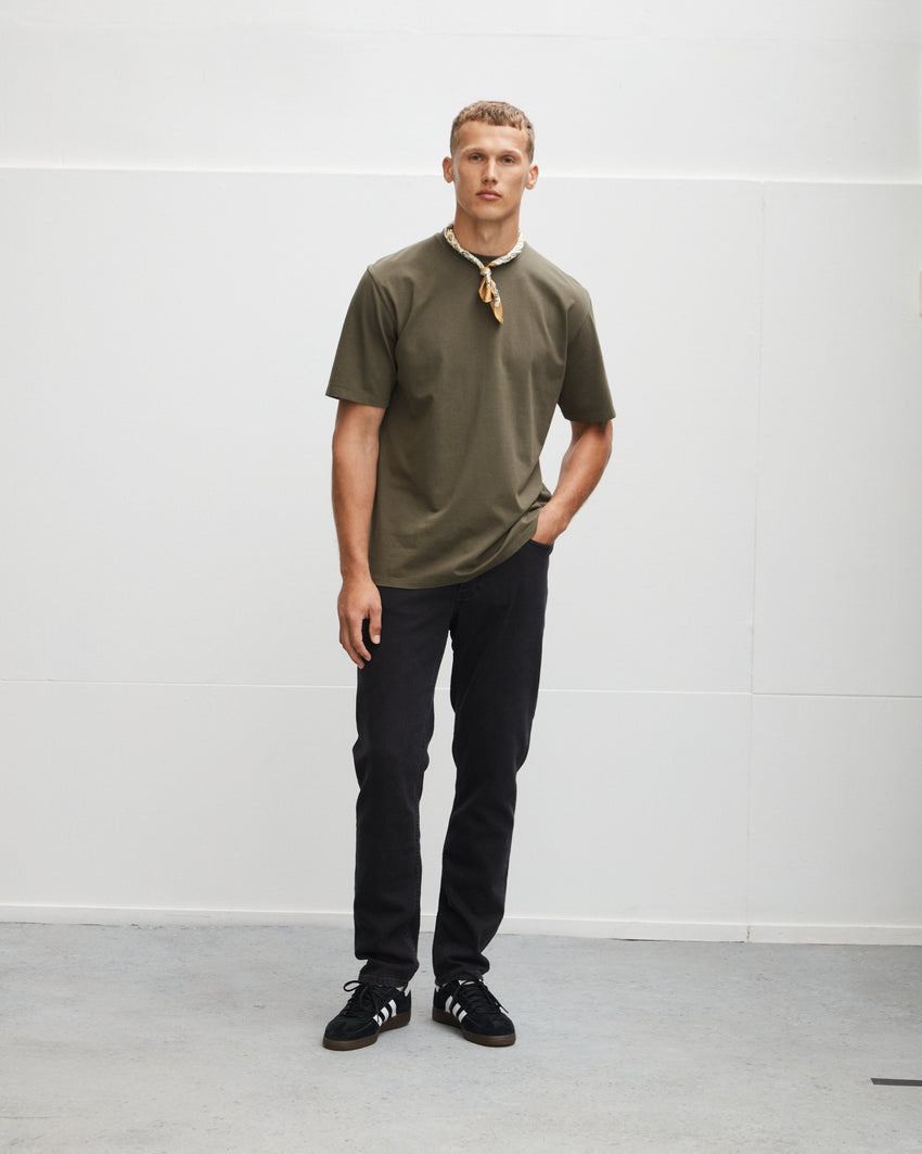 Relaxed Fit Tee